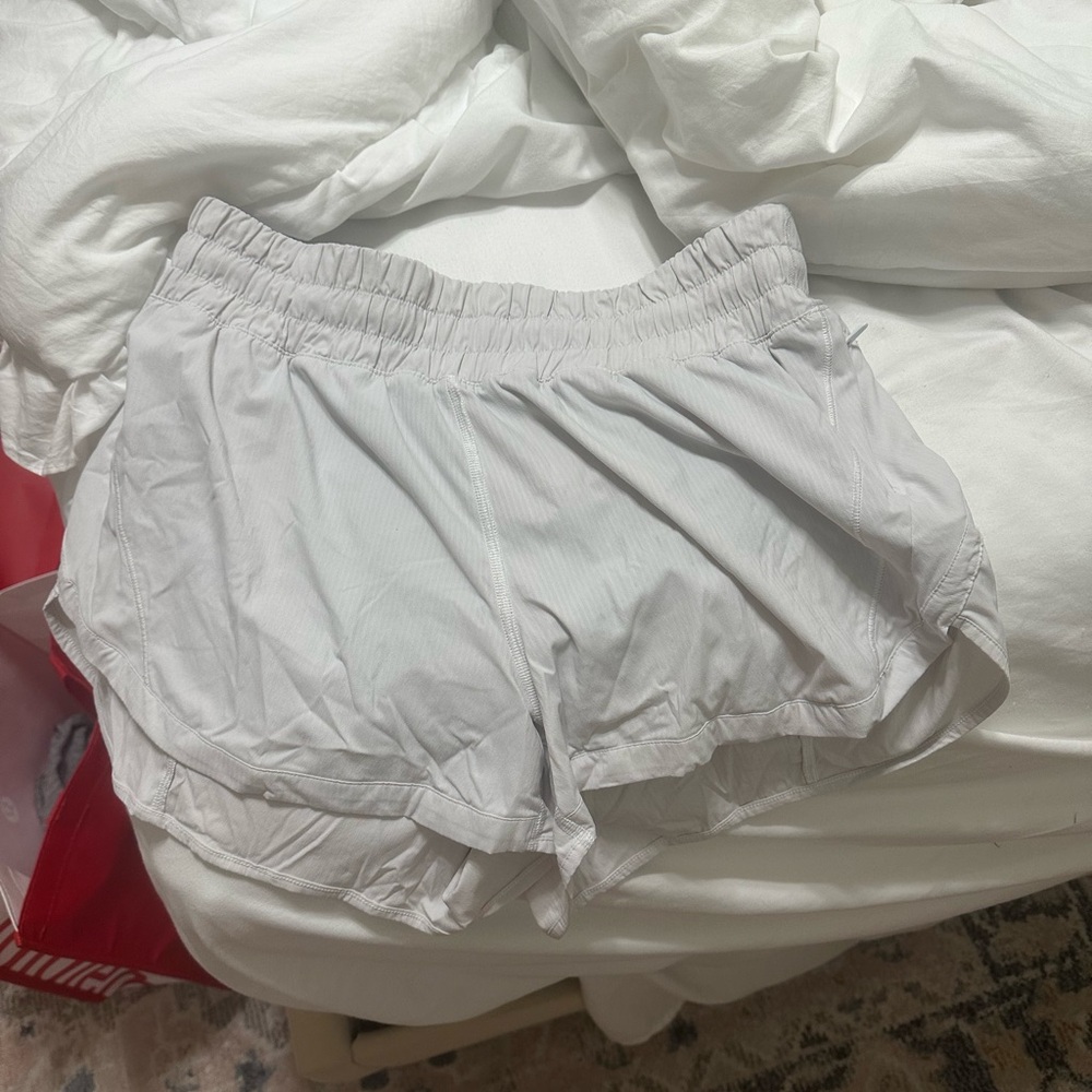 White Track that 3’ shorts